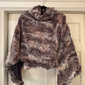 Johnston & Murphy Faux Fur Poncho in Gray and Brown